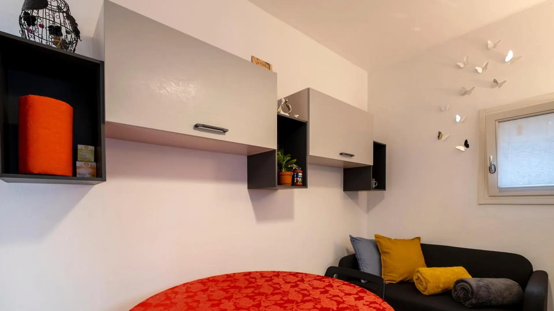 Ghisello Luxury Guesthouse 3 Bologna Apartment