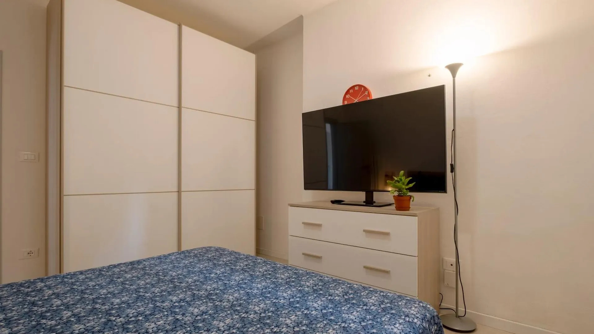 Ghisello Luxury Guesthouse 3 Bologna Apartment